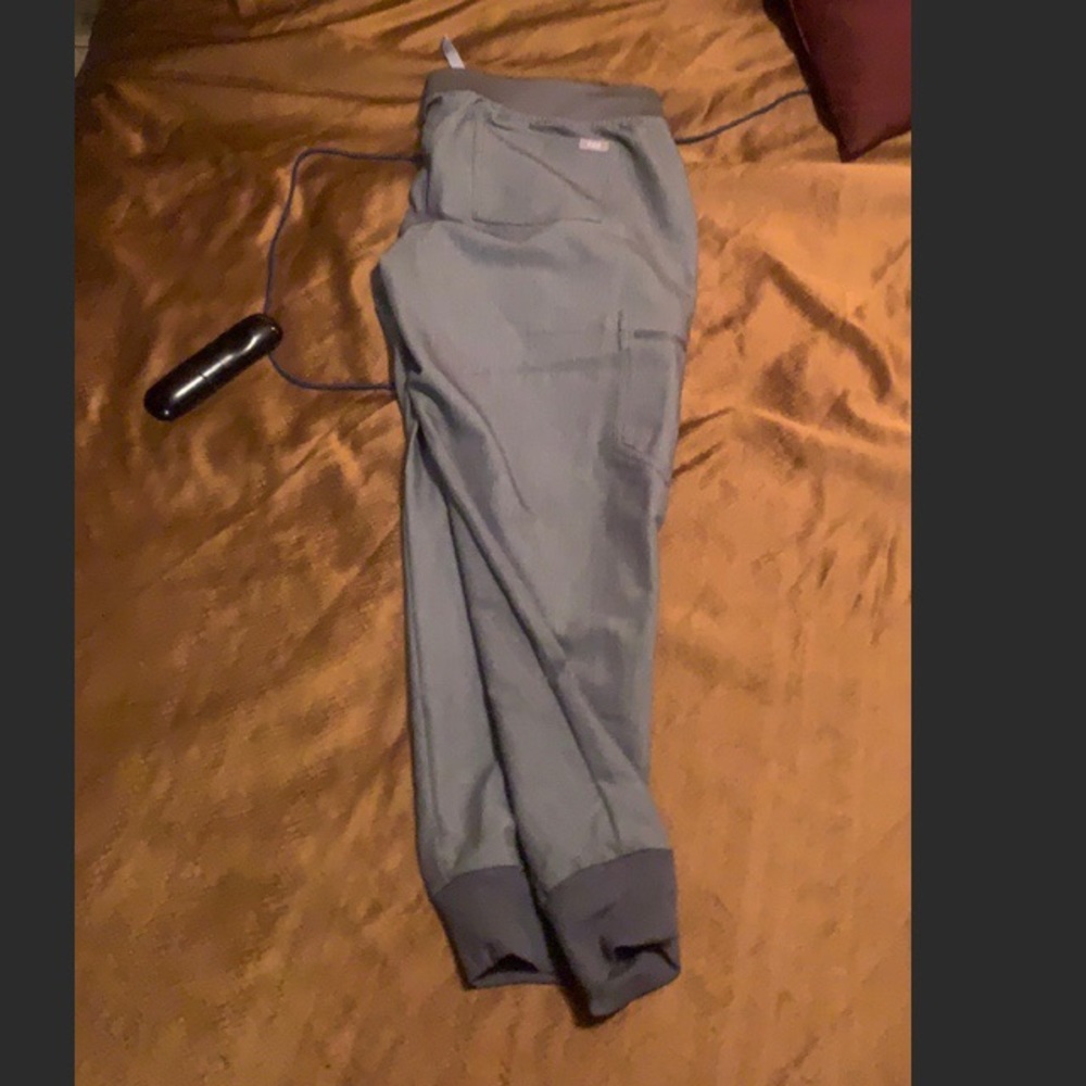 Figs jogger scrub pants